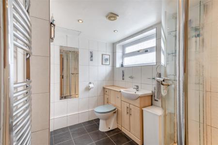 8658069-interior08.jpg
