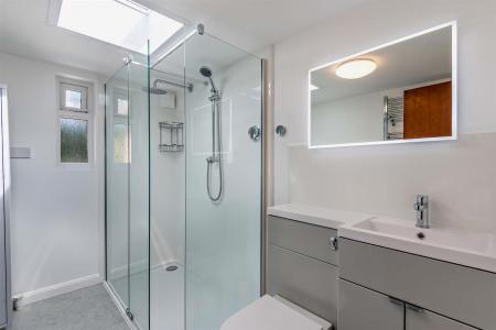 8660277-interior10-800.jpg