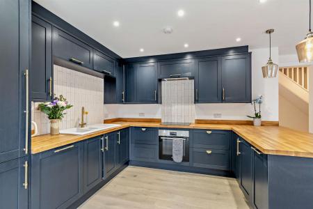 8659732-interior03-800.jpg