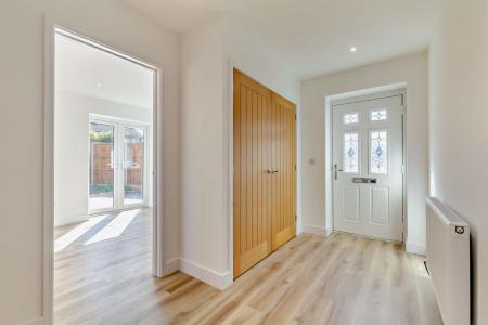 8662092-interior10-800.jpg