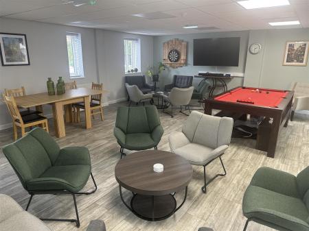 Mandeville Lounge.jpg