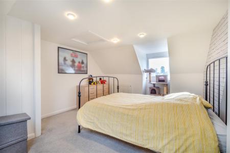 8636523-interior02.jpg