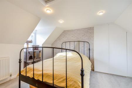 8636523-interior01.jpg