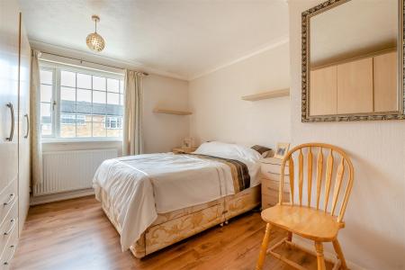 8641264-interior14.jpg