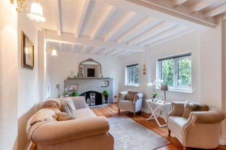 8645200-interior11.jpg