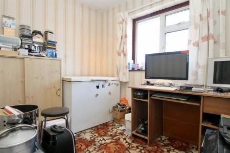 3rd Bedroom.jpg