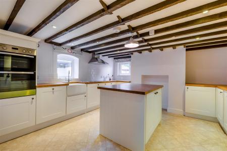 8650923-interior28.jpg