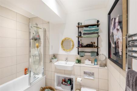 8653412-interior21.jpg