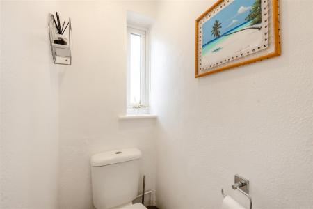 8652484-interior09.jpg