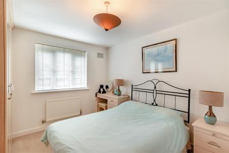8652911-interior06.jpg