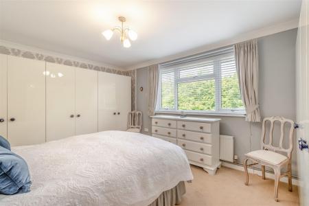 8653238-interior12.jpg