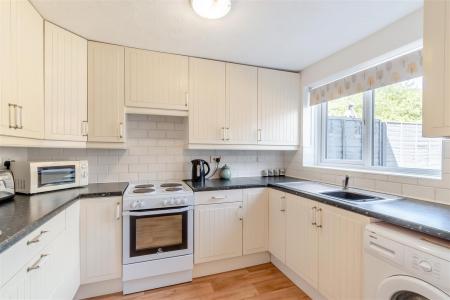 8653779-interior07.jpg