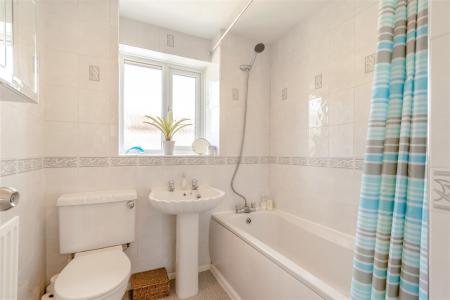 8653779-interior18.jpg