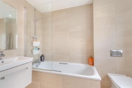 8652779-interior17.jpg