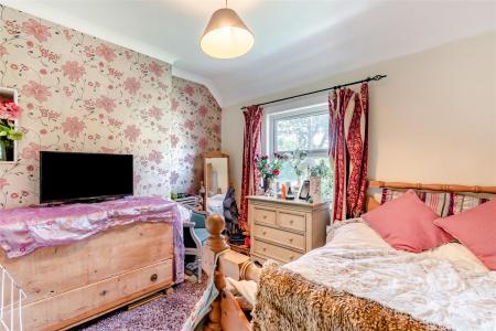 8654195-interior10.jpg