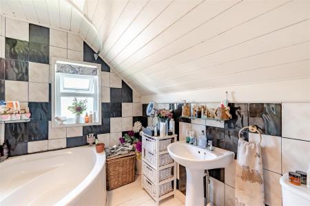 8654195-interior15.jpg