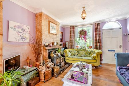8654195-interior05.jpg