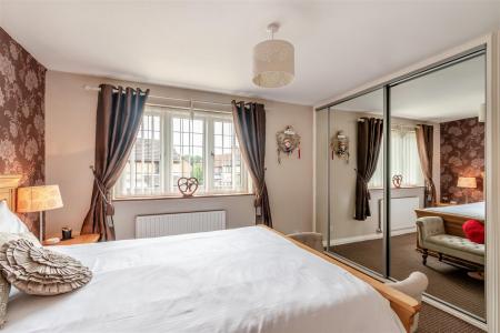 8657719-interior05.jpg