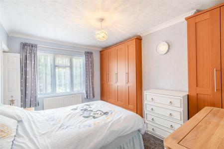 8657953-interior10.jpg