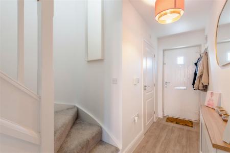 8660212-interior03.jpg