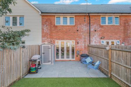 8660212-exterior04.jpg