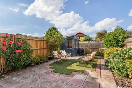 8660190-exterior01.jpg