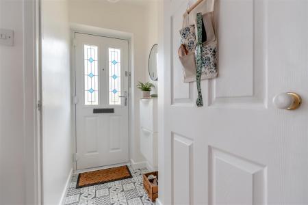 8660190-interior06.jpg