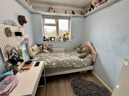 4the Bedroom 1.jpg