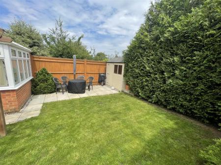 Baywell - 4 garden.jpeg