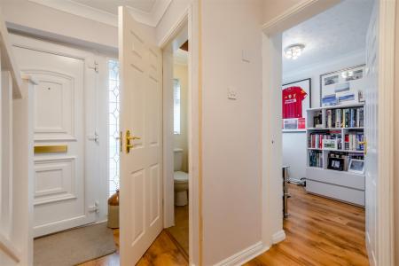 8663735-interior11.jpg
