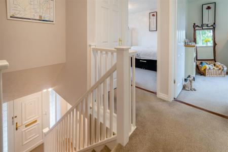 8663735-interior23.jpg