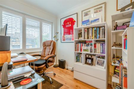 8663735-interior13.jpg