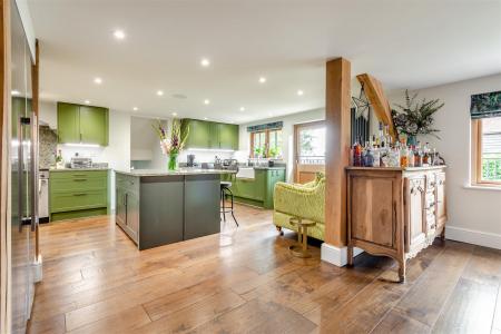 Kitchen/Breakfast Room