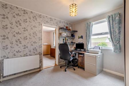 8651487-interior12.jpg