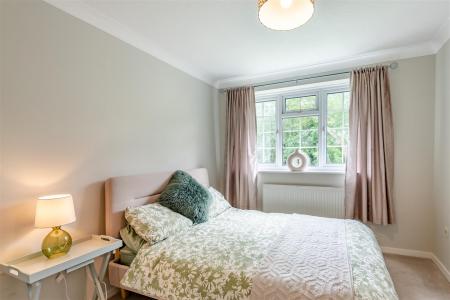 8651765-interior24.jpg