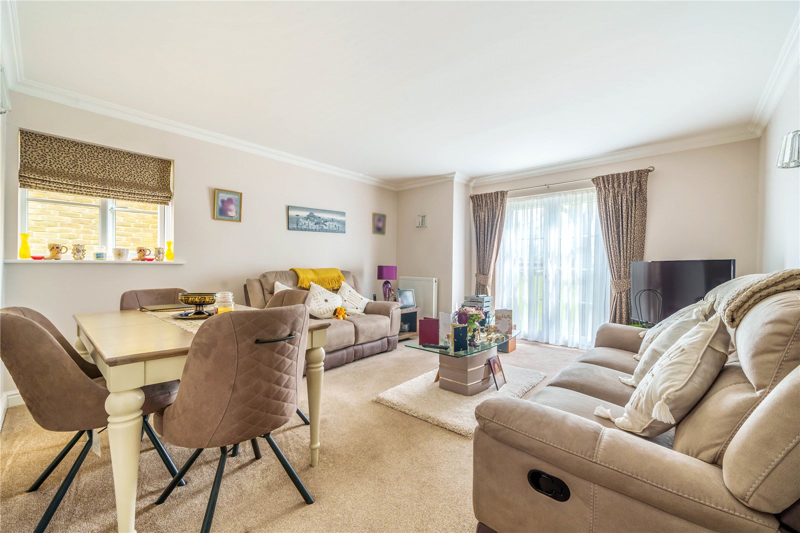 2 bedroom House for sale in Caterham
