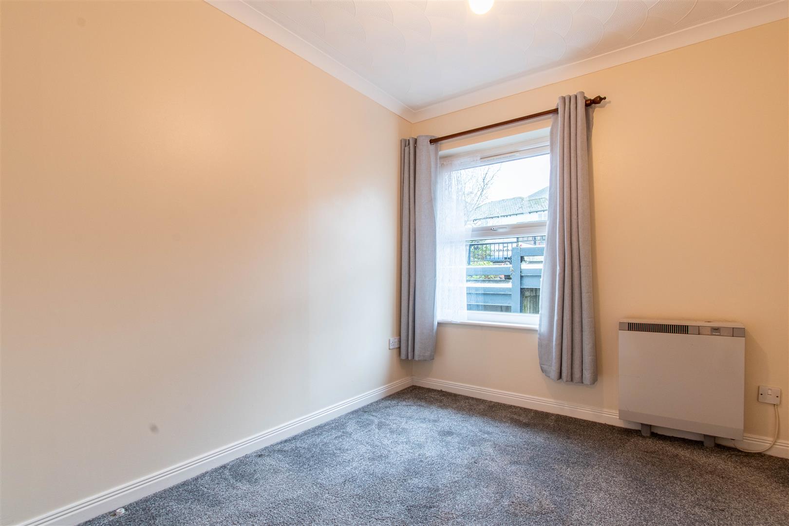 1 bedroom house for rent in Liskeard