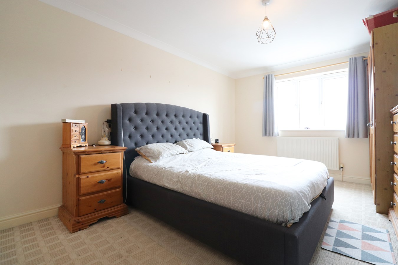 3 bedroom SemiDetached House for sale in BartonuponHumber