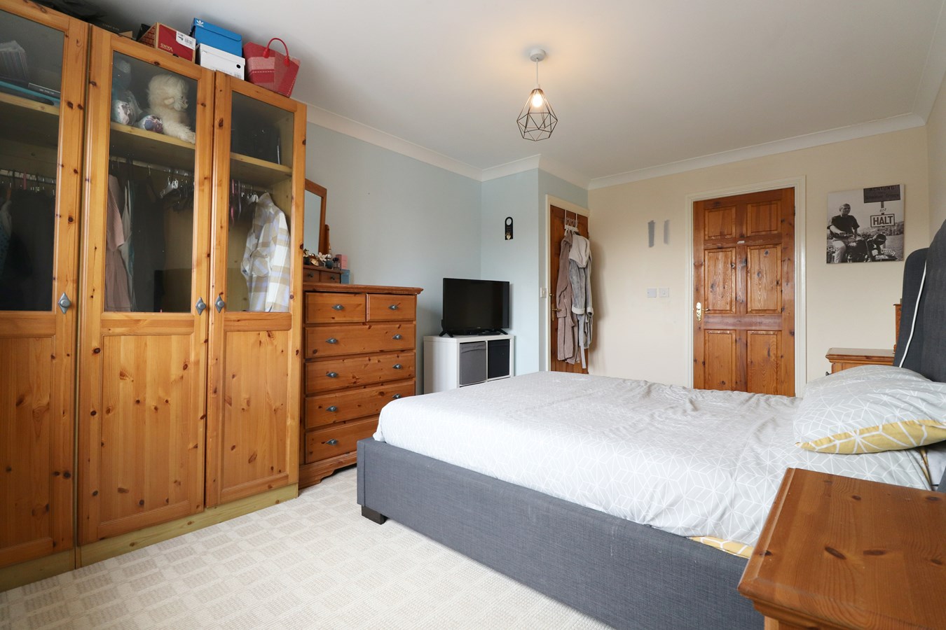 3 bedroom SemiDetached House for sale in BartonuponHumber