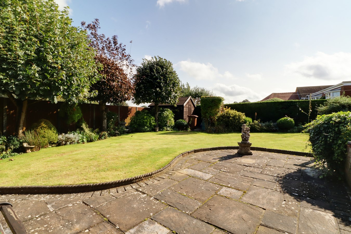 2 bedroom Detached Bungalow for sale in Scawby