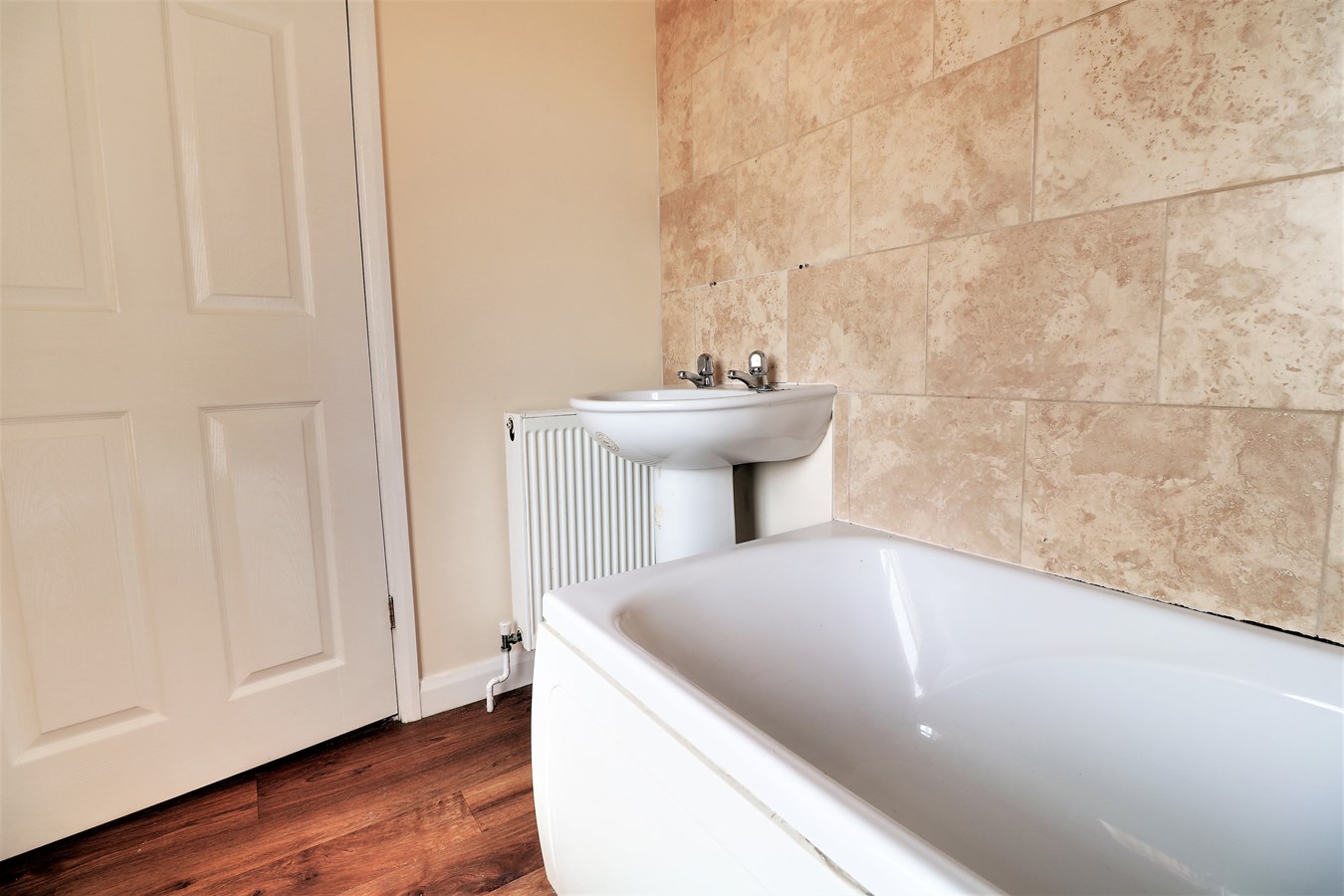 3 bedroom Detached House for sale in Winterton