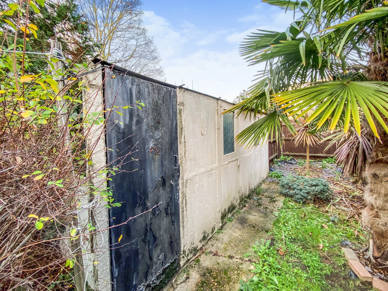 3 bedroom Terraced House for sale in GANTS HILL