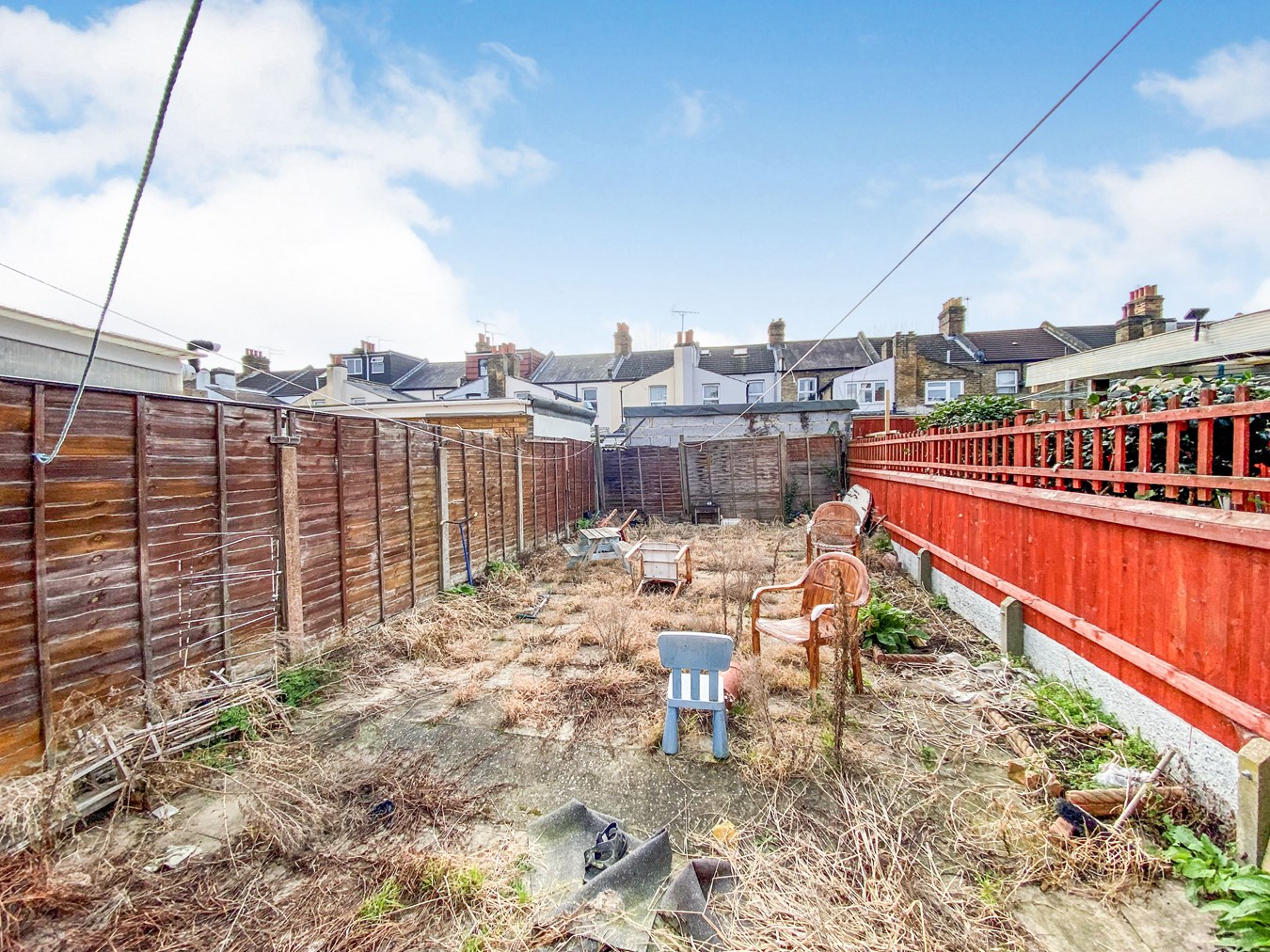 3 bedroom Terraced House for sale in FOREST GATE