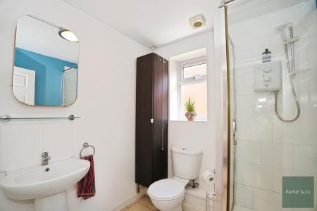 Shower Room (Summer