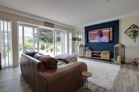 FAMILY AREA