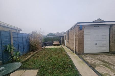 GARDEN/GARAGE