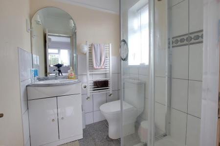 ENSUITE-BEDROOM TWO