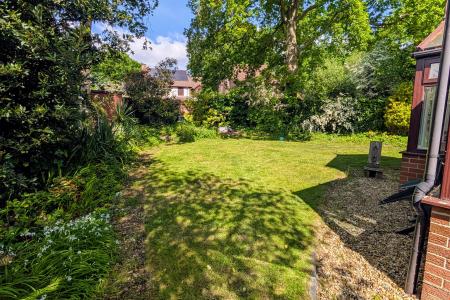 GARDEN