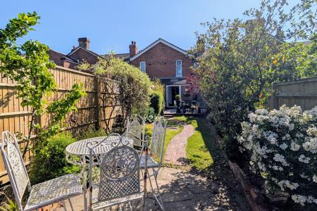 GARDEN