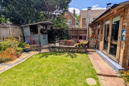 GARDEN